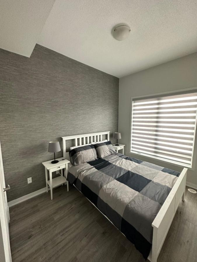 Modern Townhouse, Vaughan, Ontario, Canada Luaran gambar